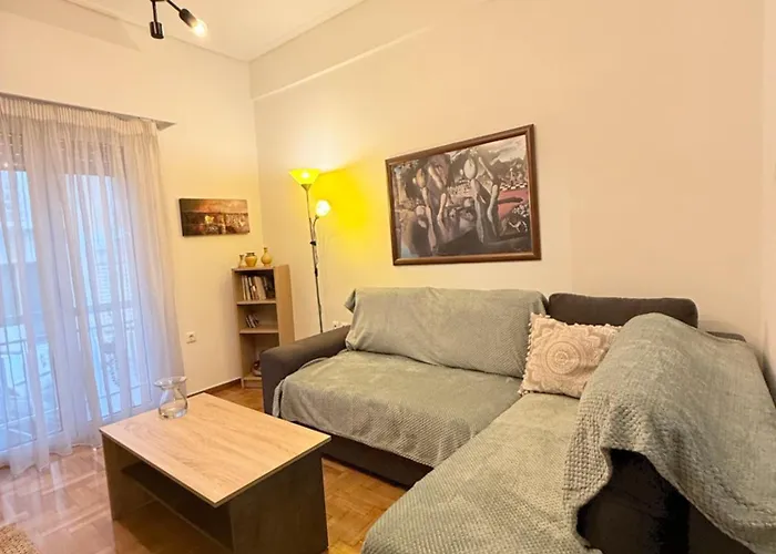 Vasia'S Cosy In , "Pedion Tou Areos", Close To Center